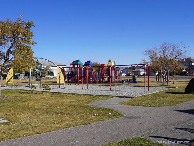 Applewood Park Homes for Sale in East Calgary Liv Real Estate® Listings